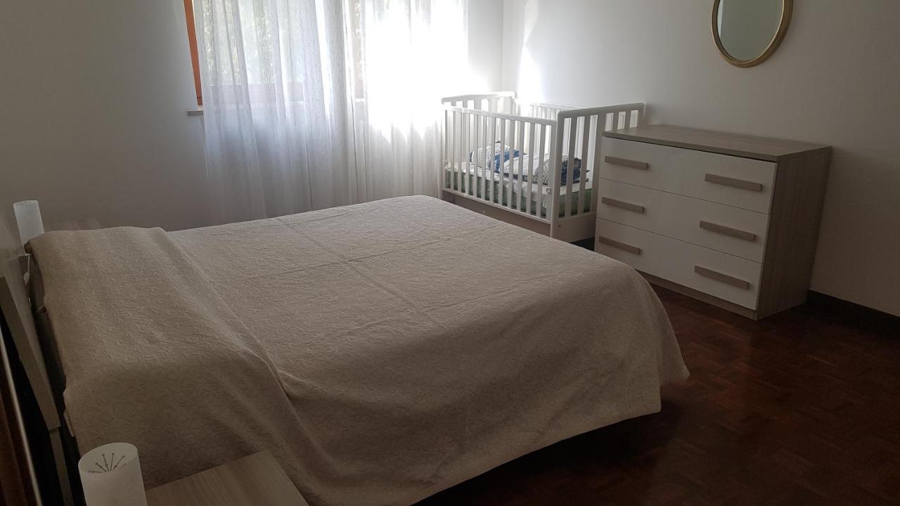 Casa Del Tennis Ивреа Екстериор снимка