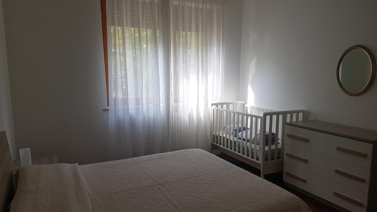 Casa Del Tennis Ивреа Екстериор снимка